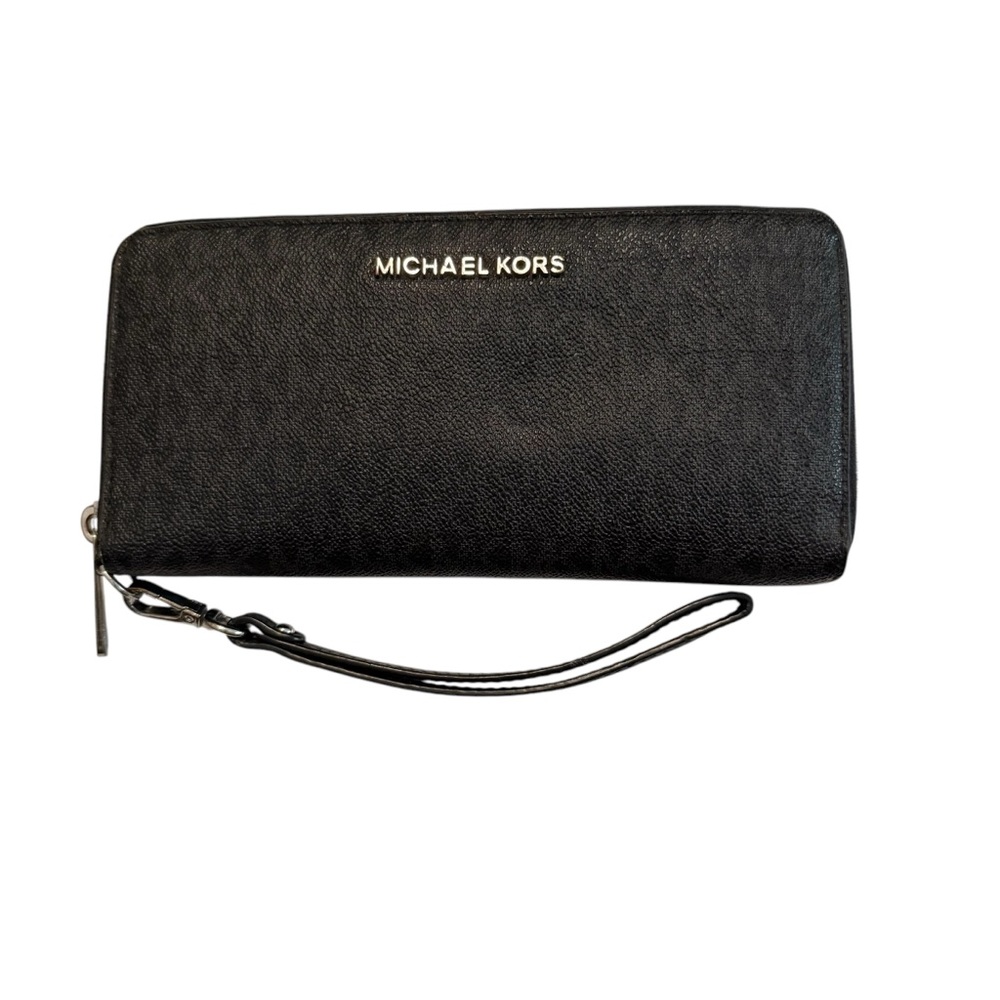 Micheal Kors Black Continental Wristlet